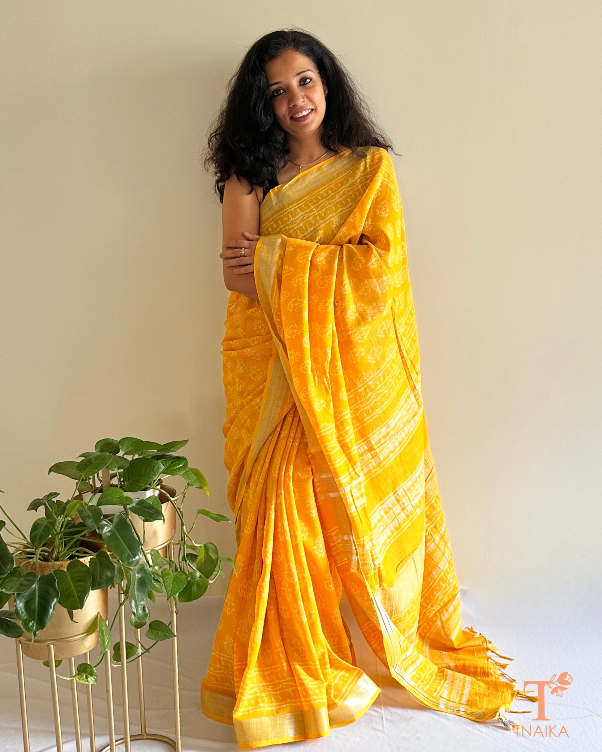lightweight cotton slub linen saree with handcrafted motifs