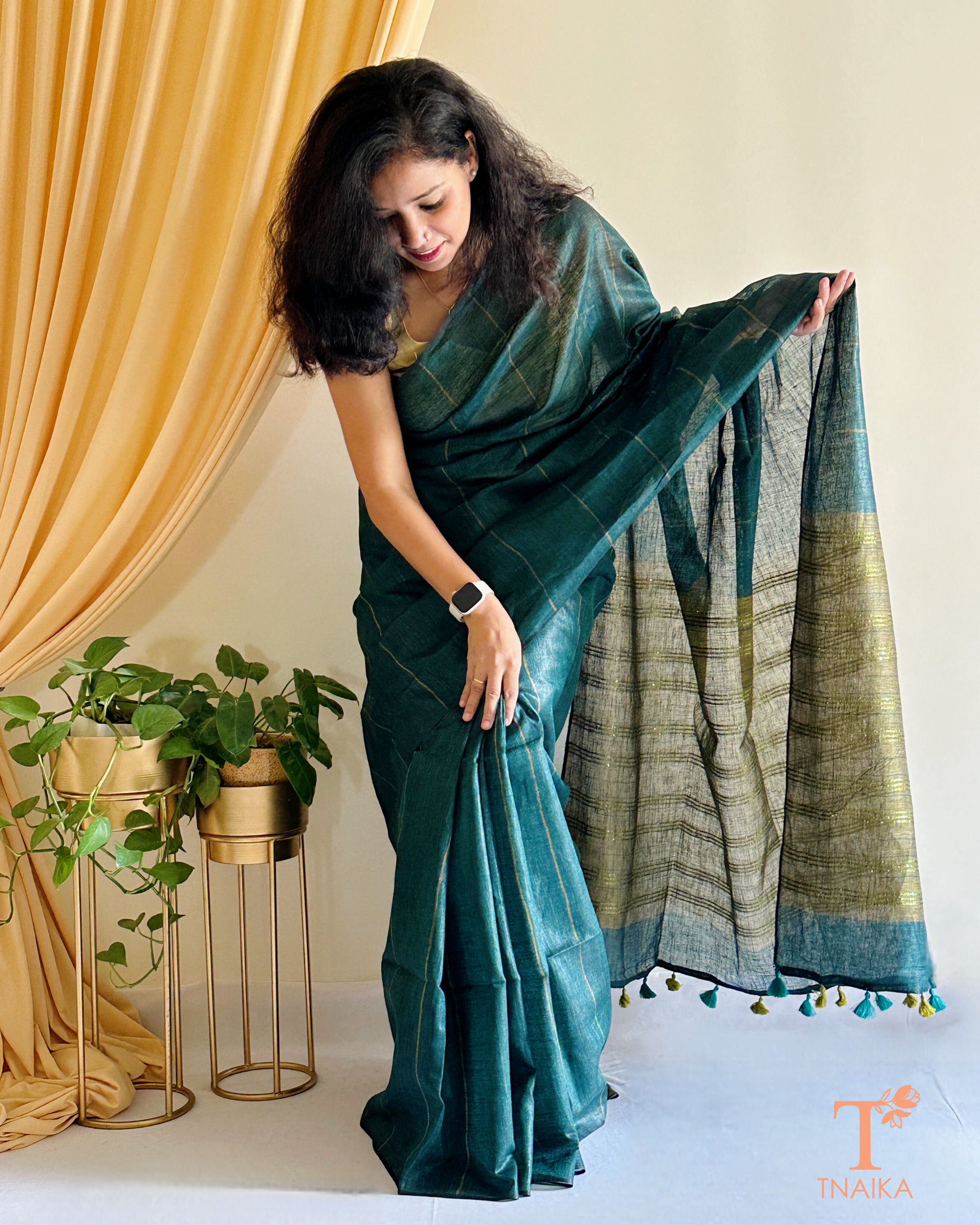 minimal shimmer saree with textured pallu