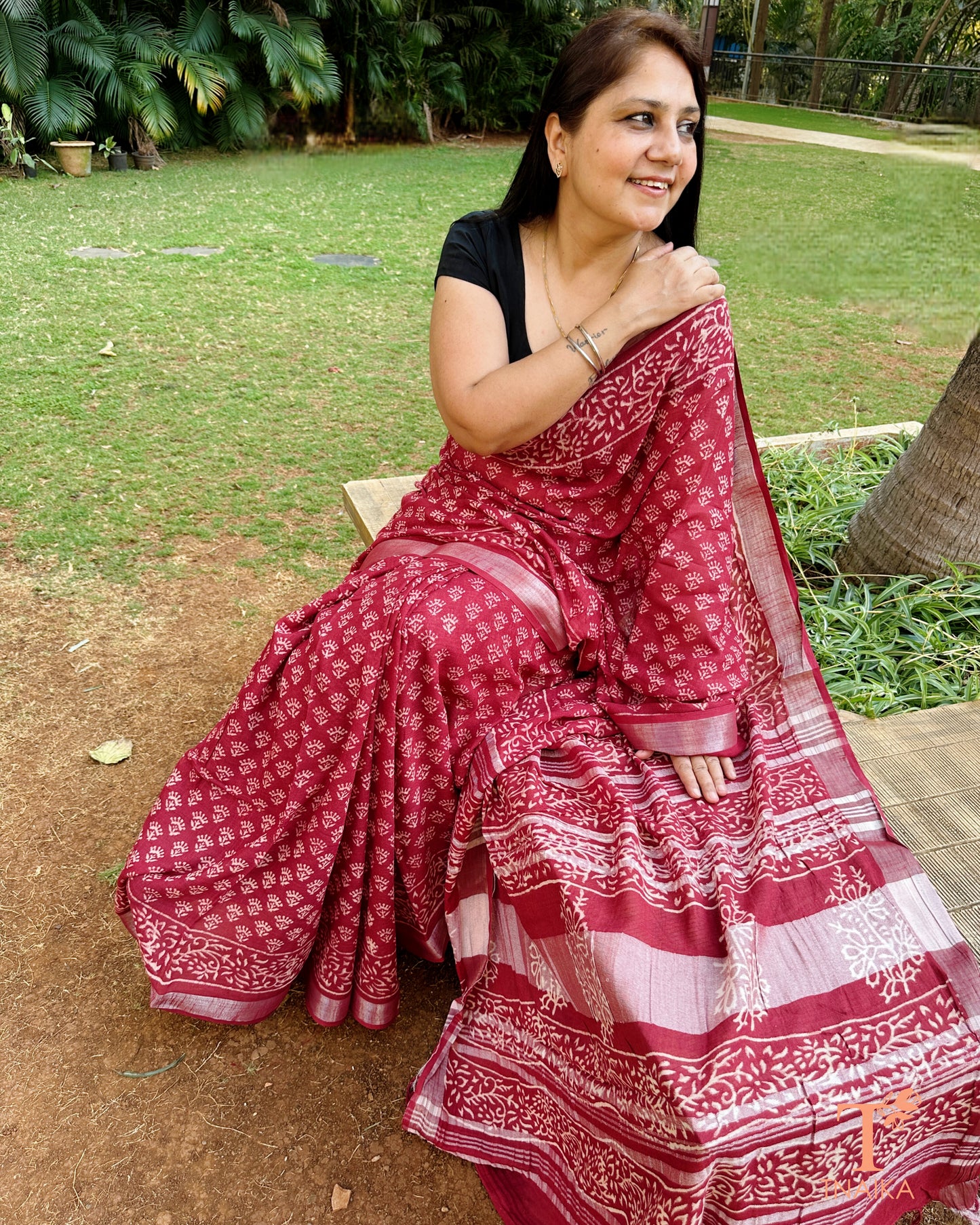 red kalamkari cotton saree with traditional print Tnaika