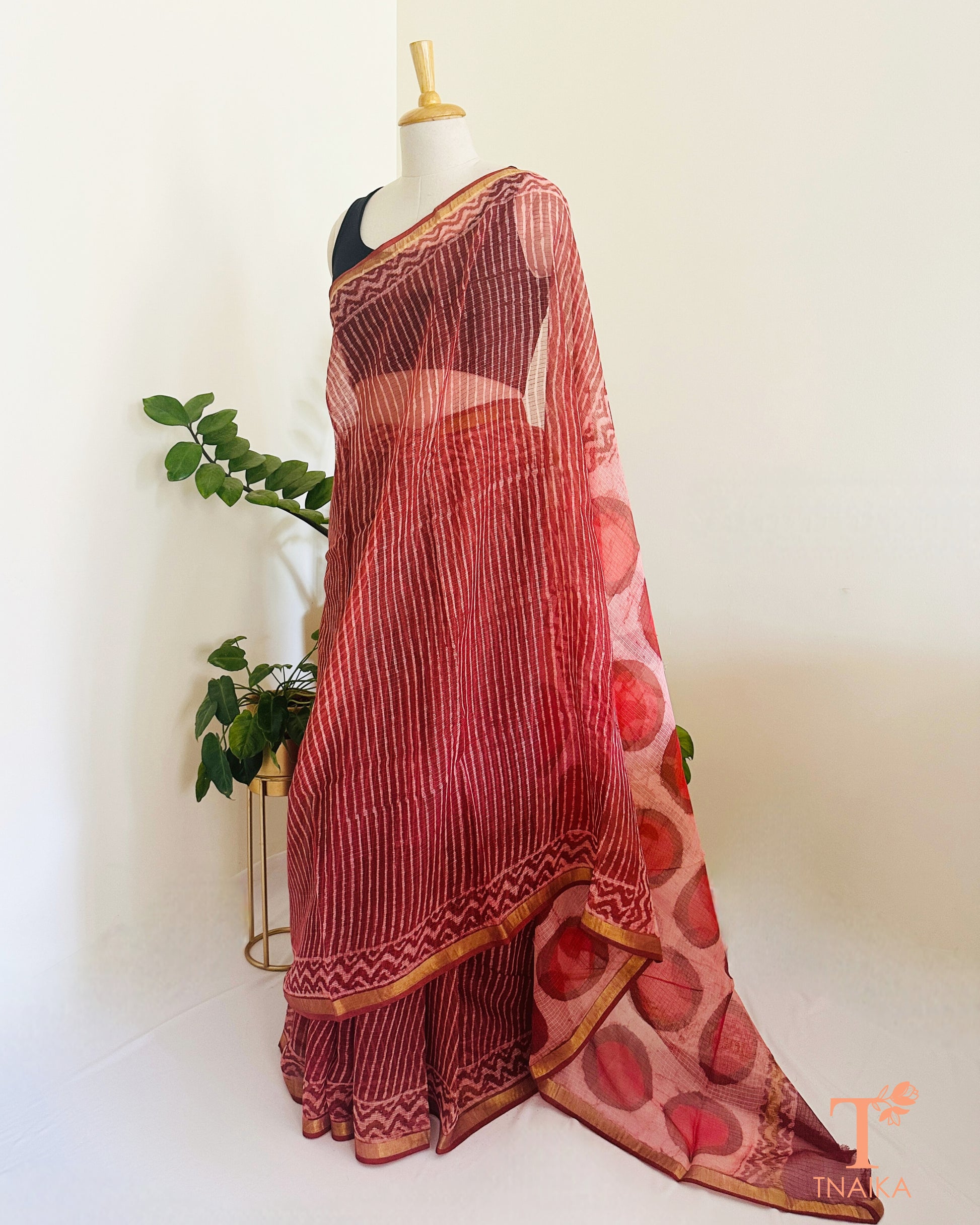 soft kota doria saree breathable cotton