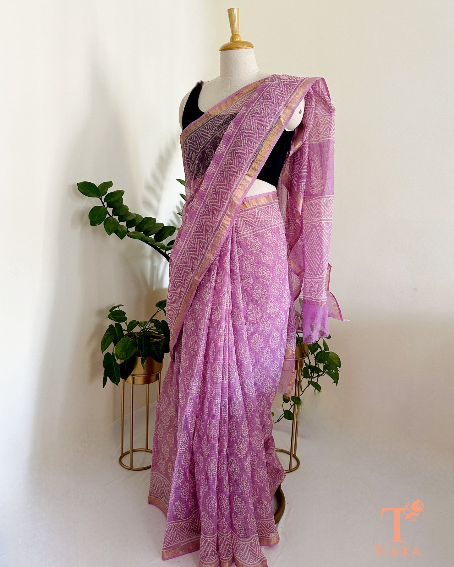 airy kota cotton saree with fine check weave