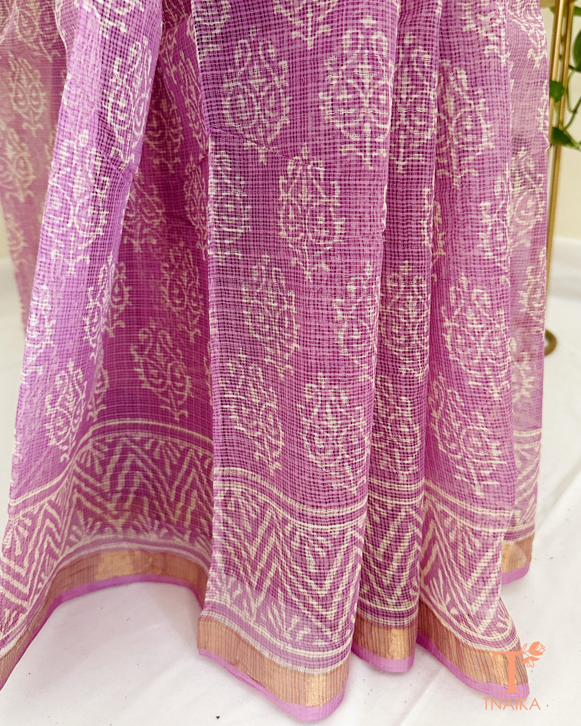 soft kota doria saree breathable cotton
