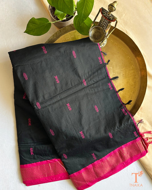 Lightweight cotton saree with intricate zari detailing on border