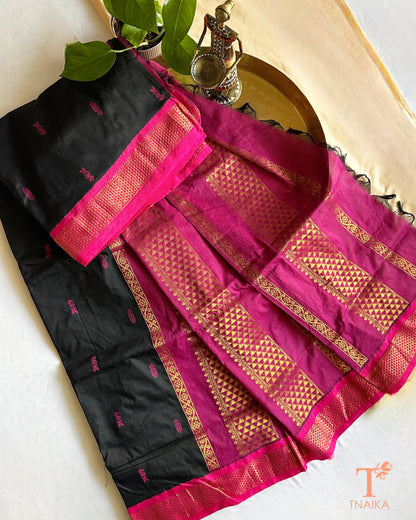 Soft cotton saree featuring traditional woven border and tassels
