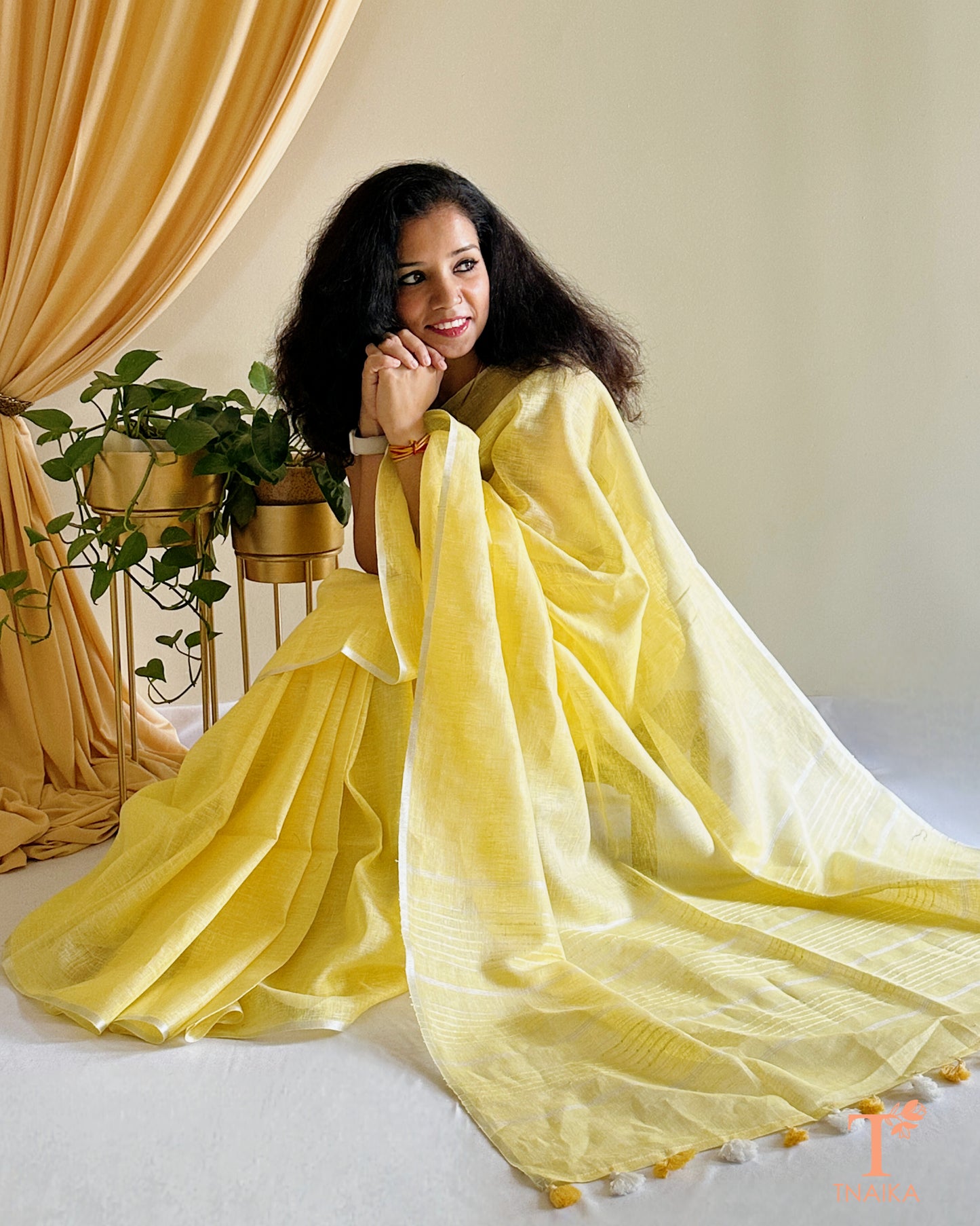 premium handfeel linen saree for festive and occasion wear