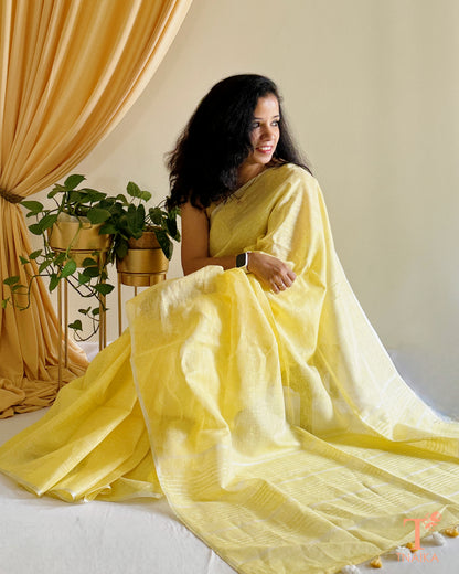 breathable premium linen saree with traditional weave