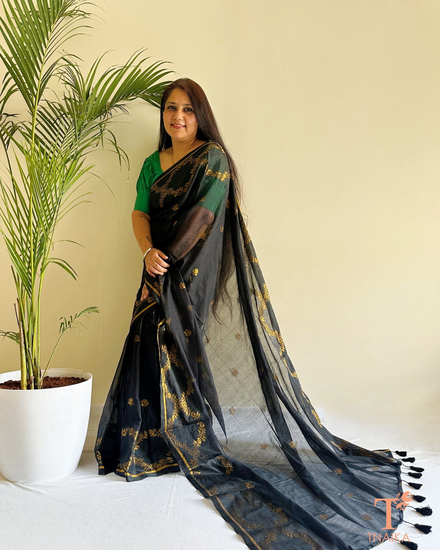 Elegant everyday saree in breathable mul cotton with woven gold detailing