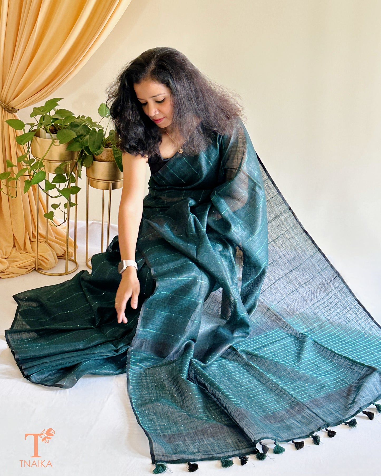 Panna Premium Linen Cotton Saree