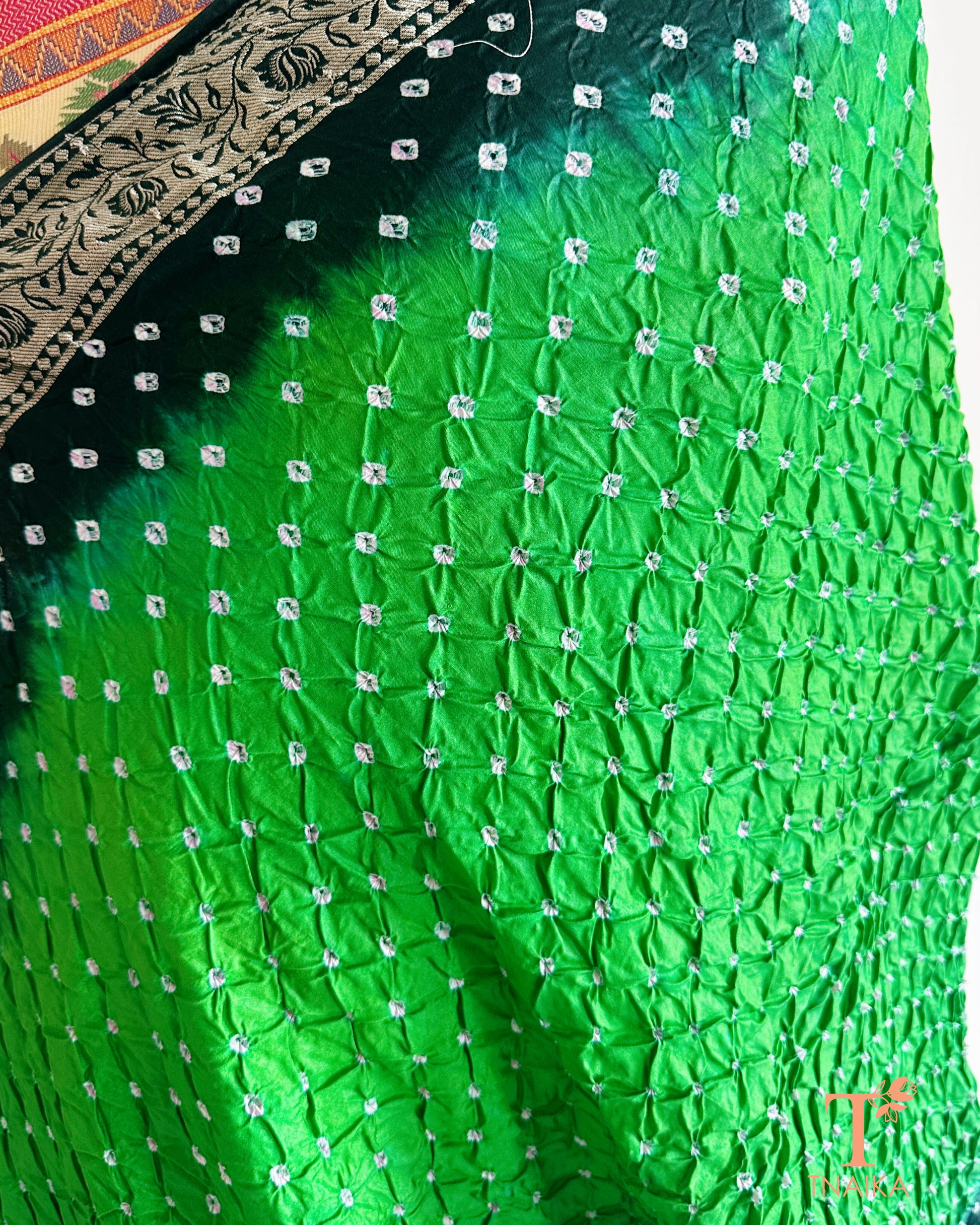 Traditional Kanjiwarm dupatta with woven zari border and textured Bandhej pattern