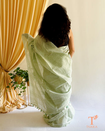 breathable premium linen saree with traditional weave