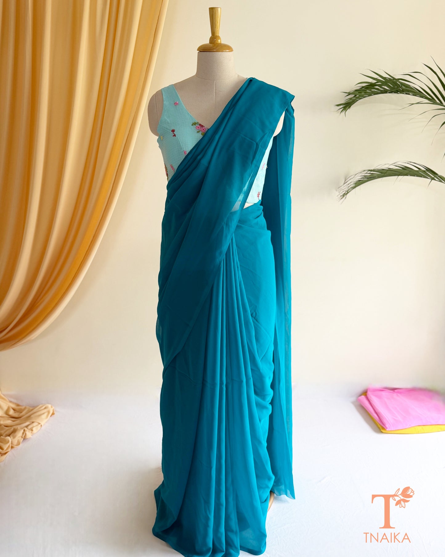 Soft lightweight georgette saree for office and party wear.