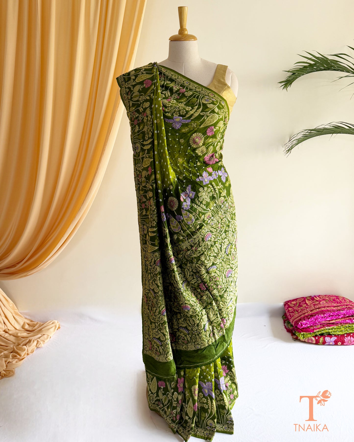 Elegant woven Bandhej Dupion Silk saree for weddings and festive occasions.