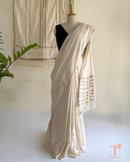Handmade saree with coordinating Khadi dupatta and lace detailed blouse