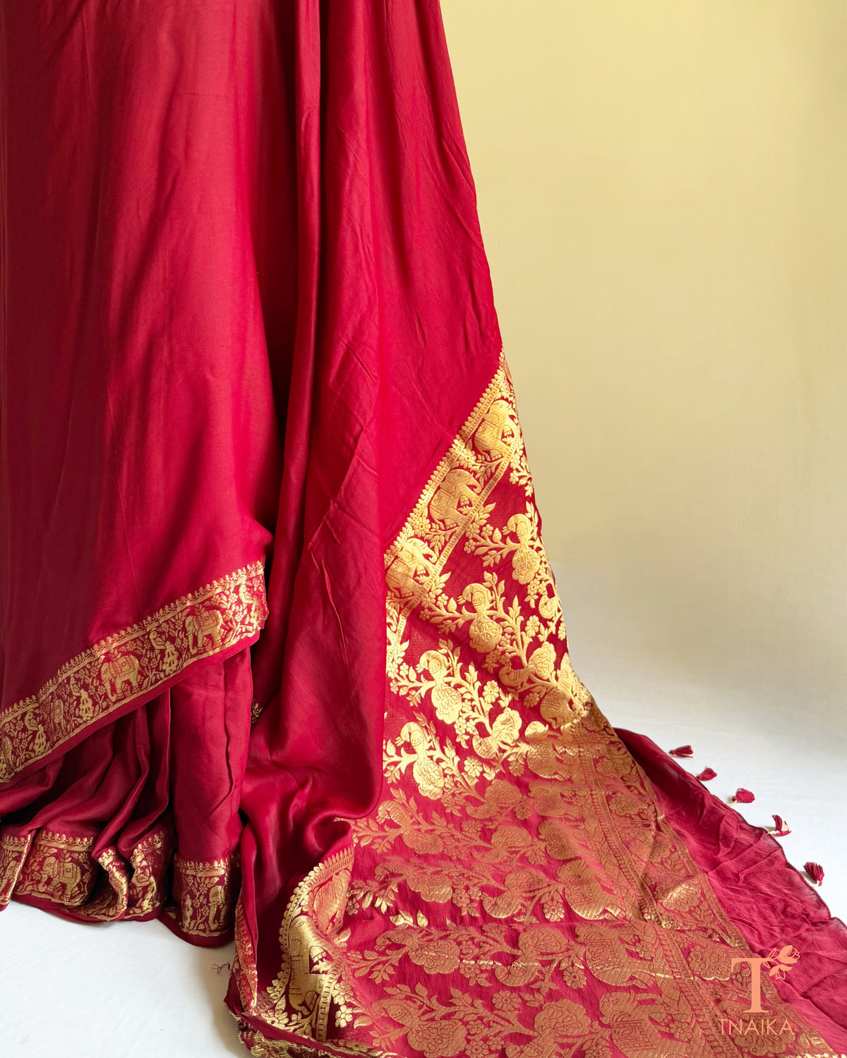 Modal fabric saree featuring Nakshi patterns