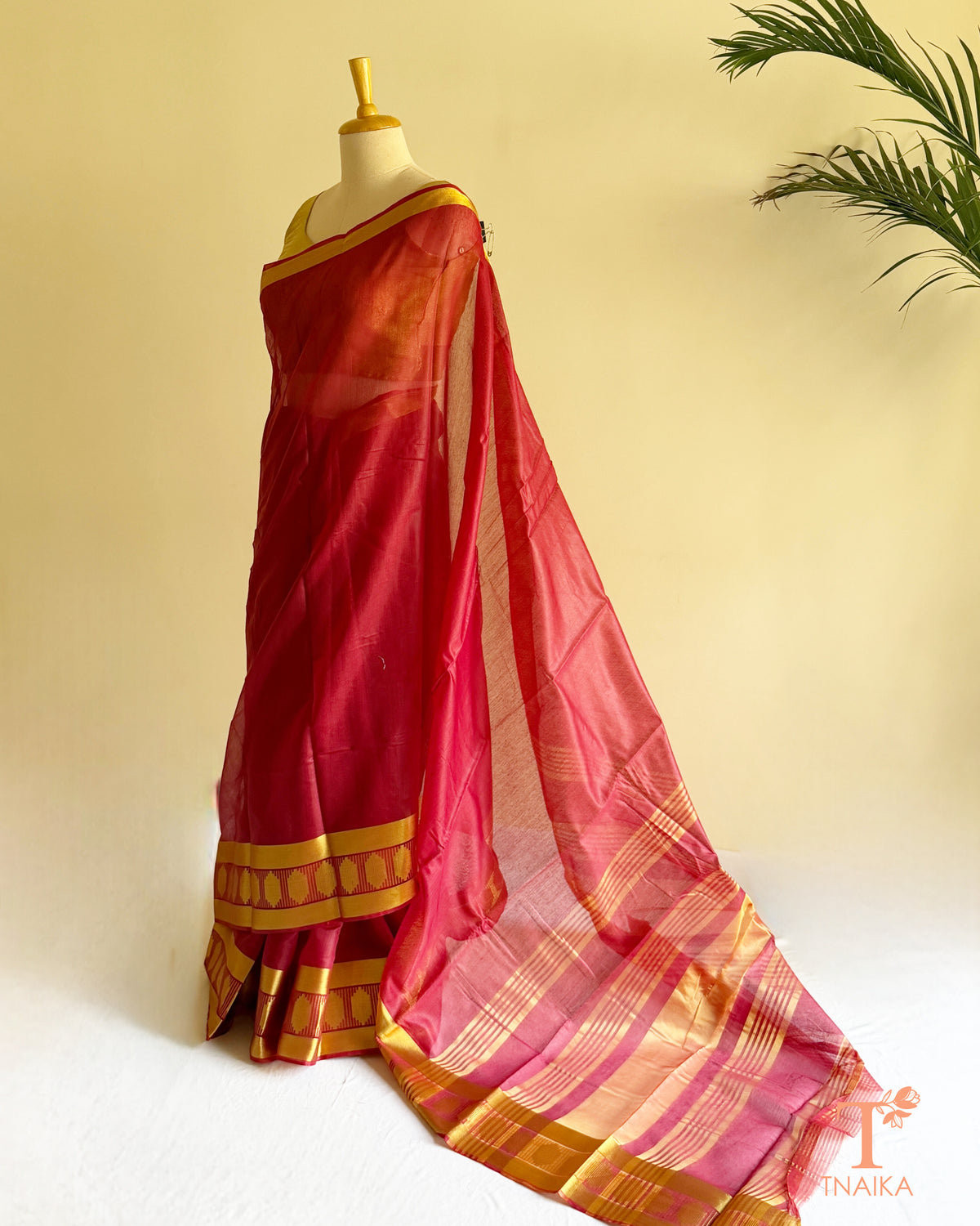 Traditional cotton Maheshwari saree with a graceful drape