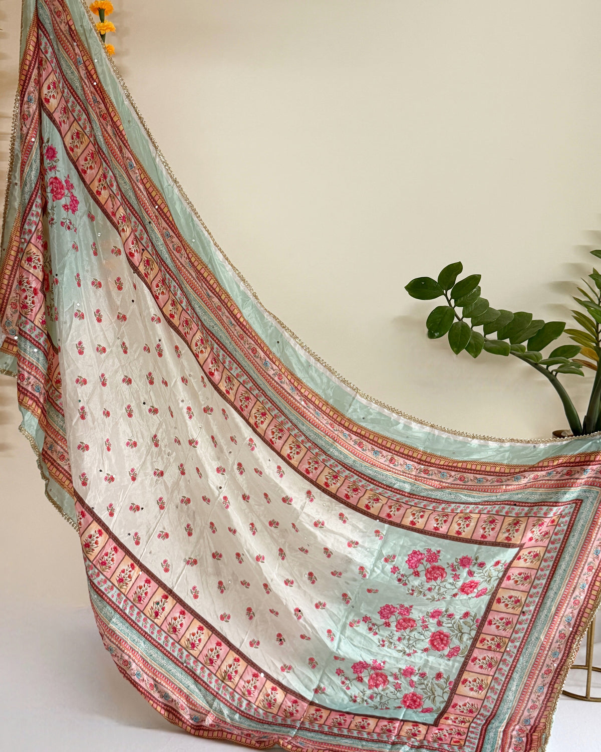 Pakistani Srotasvi Dupatta