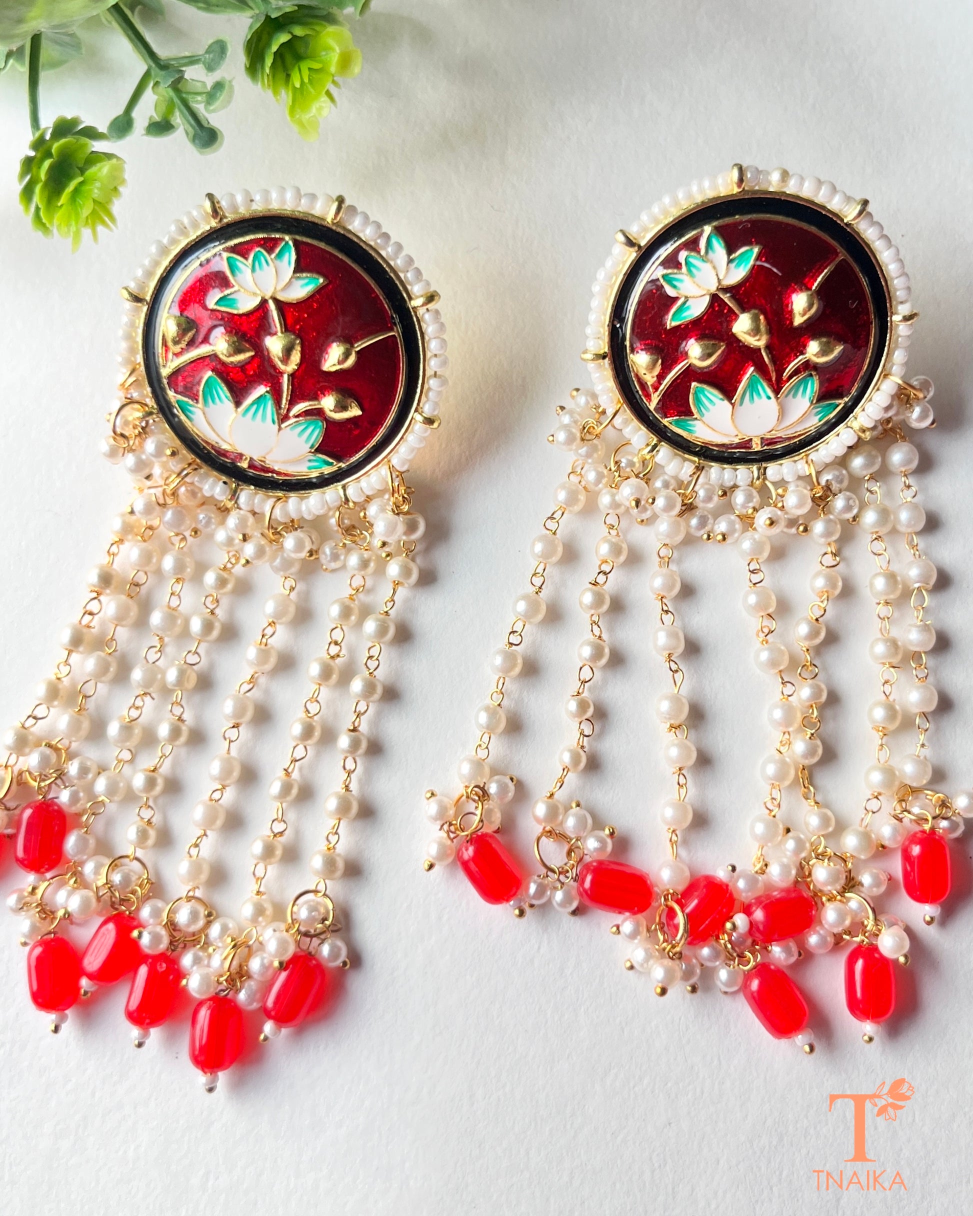 trending jewelry popular jewelry styles must-have jewelry pieces  statement jewelry trends celebrity jewelry looks runway jewelry trends latest oxidised jewelry latest collection of artificial jewelry near me latest fashion jewelry jewelry store near me artificial jewelry store near me