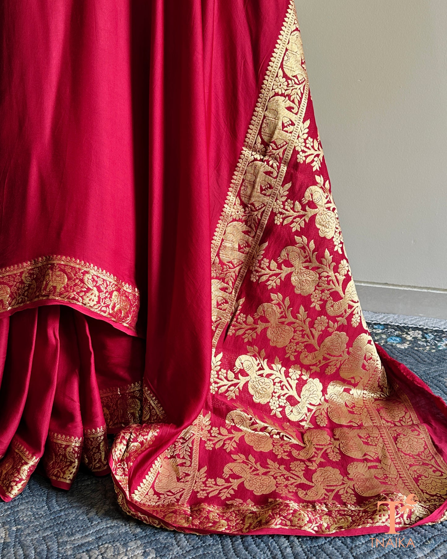 Modal silk saree with Nakshi weave pallu