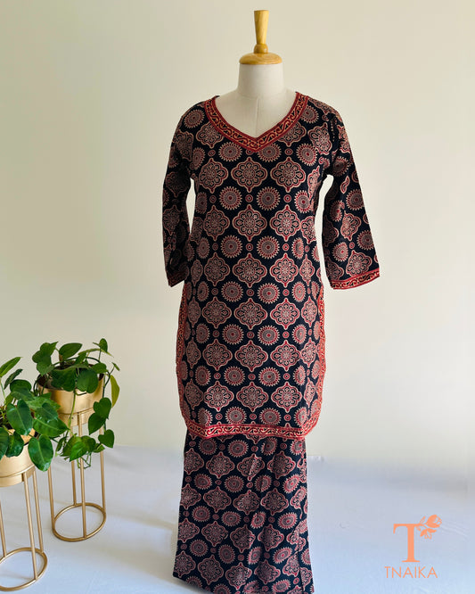 Printed kurti with matching skirt in Ajrakh pattern