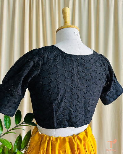 Hakoba Blouse-Black